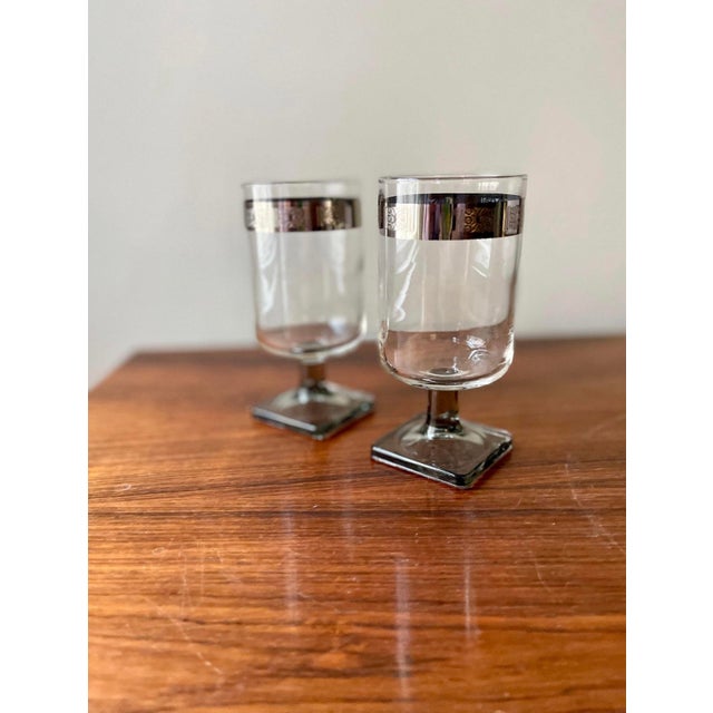 Mid 20th Century Mid 20th Century Mid Century Modern Barware Linear Smoke Berlin Cordial Glasses - A Pair For Sale - Image 5 of 8