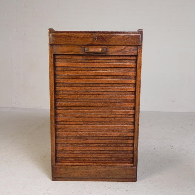 1930s Oak Roller Shutter Cabinet, 1930s For Sale - Image 5 of 18