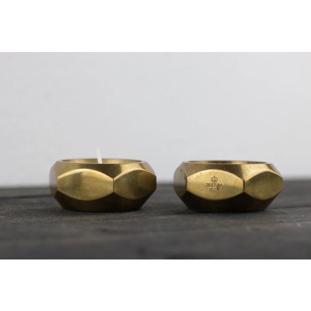 1960s Mid-Century Brass Candlesticks by Pierre Forsell for Skultuna, Set of 2 For Sale - Image 5 of 5