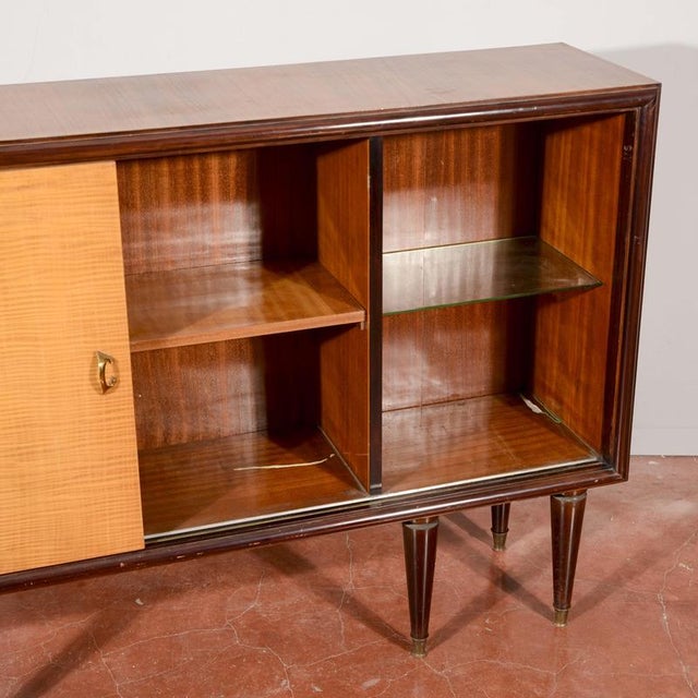 Italian Art Deco Two-Tone Sliding Door Sideboard, 1940s For Sale - Image 6 of 9