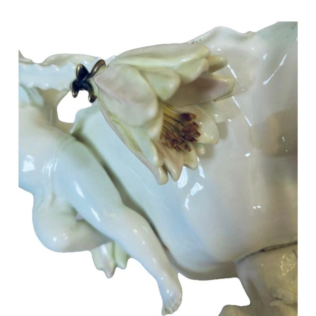 19th Century Moore Brothers English Porcelain Cactus Flower Double Cherub Centerpiece For Sale - Image 10 of 11