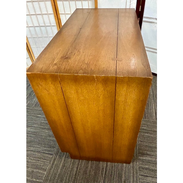 Mid 20th Century Mid 20th Century Mid Century Bachelors Chest For Sale - Image 5 of 6