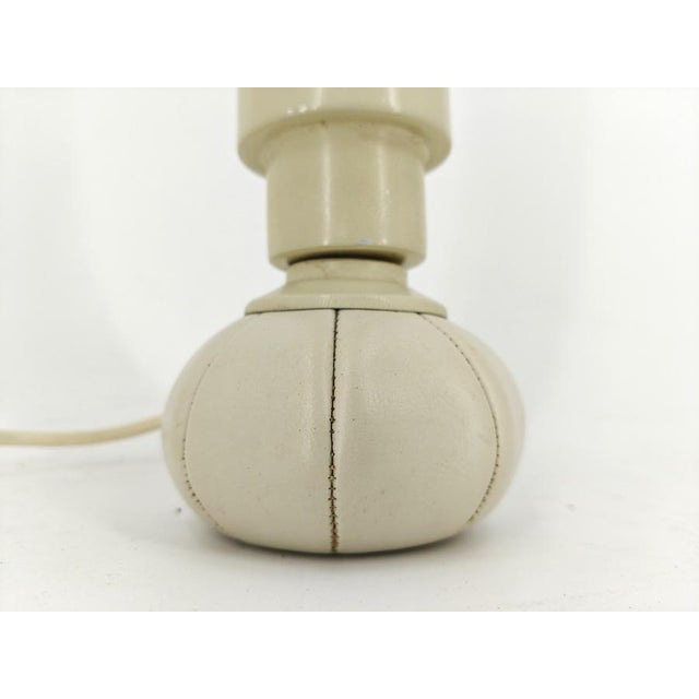 Brown Table Lamp attributed to Gino Sarfatti for Arteluce, 1960s For Sale - Image 8 of 10