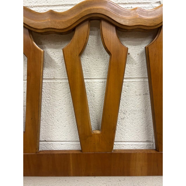 This is a beautiful vintage French Provincial style full sized headboard with gorgeously carved shape. Solid and sturdy,...