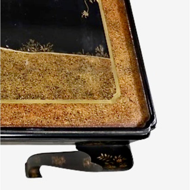 Late 20th Century Baker Chinoiserie Lacquered Side Table With Gilt Detailing For Sale - Image 5 of 7
