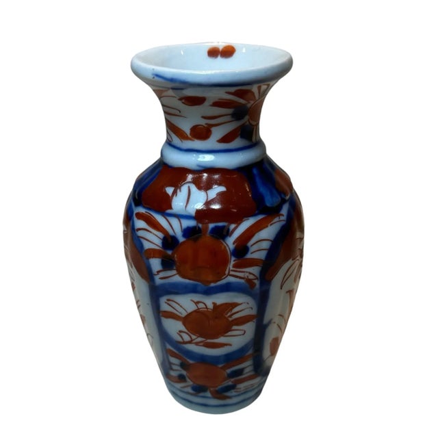 19th Century 19th Century Small Imari Urn For Sale - Image 5 of 6