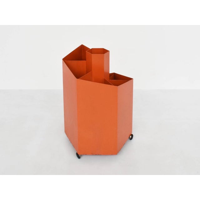 Large Mod. Snail Cardholder on Wheels, 1970, in Good conditions. Designed 1970 to 1979 This piece has an attribution mark,...