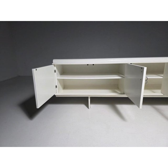 1960s Pellicano Sideboard by Vittorio Introini for Saporiti, Italy, 1960s For Sale - Image 5 of 10