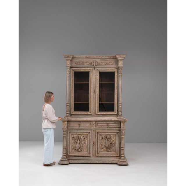 1880s Belgian Oak Vitrine with Ornate Carvings For Sale - Image 18 of 18