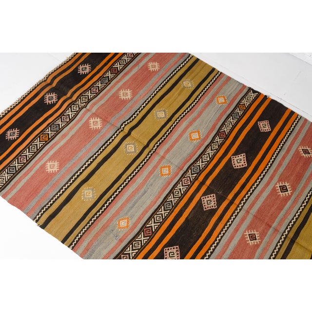 Mid 20th Century Geometric Medallion Flatweave Kilim For Sale - Image 9 of 10