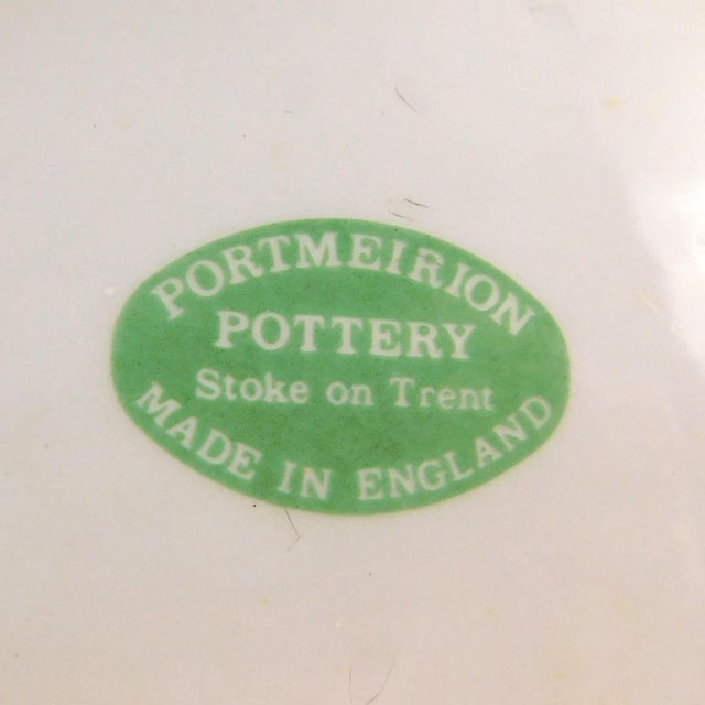 1970s Portmeirion 8 Inch Oval Versailles Vase in Botanic Garden-Trailing Birdweed For Sale - Image 4 of 4