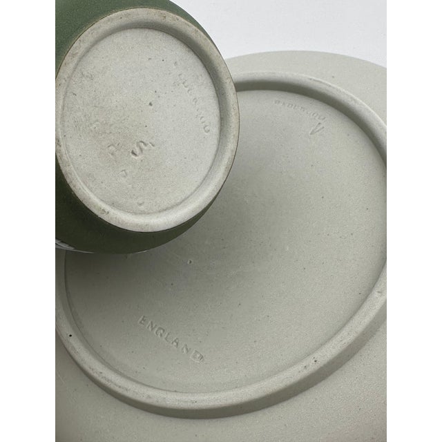 1940s Wedgwood Celadon Demitasse Cup & Saucer – Neoclassical Bas-Relief Sage Green Porcelain For Sale - Image 9 of 11