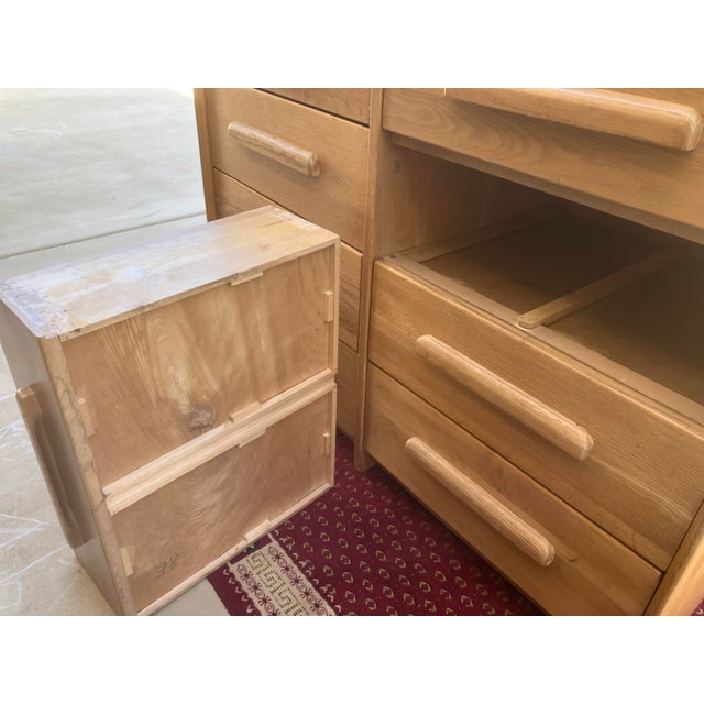 1940s Templeton, 8-Drawer Dresser, Rock Maple, Usa, 1940-50s For Sale - Image 5 of 18