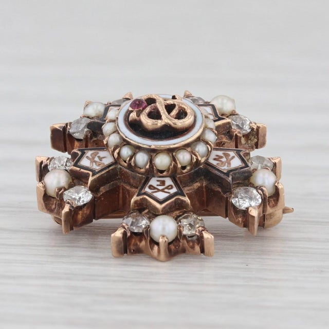 Sigma Nu Snake Badge 10k Gold Pearl Ruby Diamond Vintage Fraternity Pin For Sale - Image 4 of 5