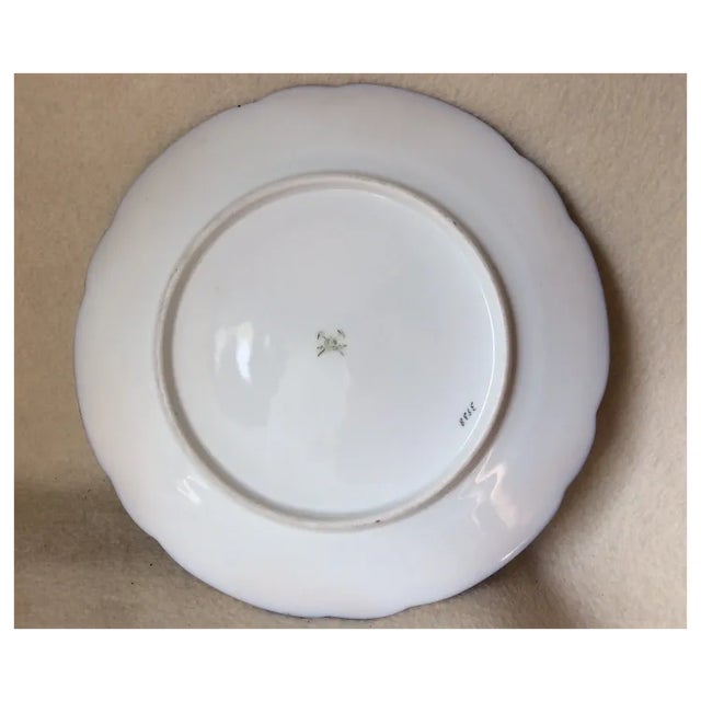 Late 19th Century Antique Armorial Plate With Heraldry, Coat of Arms, Hand Painted, Gilt Gold For Sale - Image 5 of 6