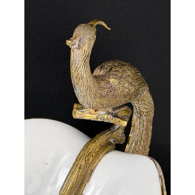 Large Hollywood Regency Peacock Centerpiece Bowl in Gilt Metal and Porcelain, 1930s For Sale - Image 13 of 17