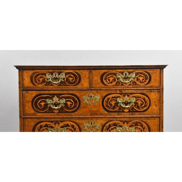 Early 18th Century Burr Walnut Marquetry Chest from William & Mary, 1700s For Sale - Image 5 of 14