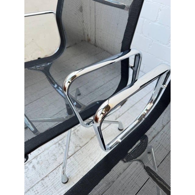 EA 108 Chair by Charles & Ray Eames for Vitra, 1990 For Sale - Image 9 of 15