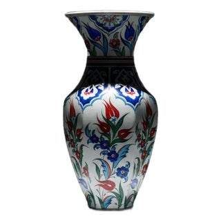 Handmade Ceramic Faceted Vase (25cm) – Red Tulips & Blue Rumi Arches – Hexagonal Form For Sale