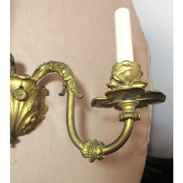 Antique Ornate Gilded Dore Bronze Brass Electric Wall Fixture Sconce For Sale In New York - Image 6 of 12