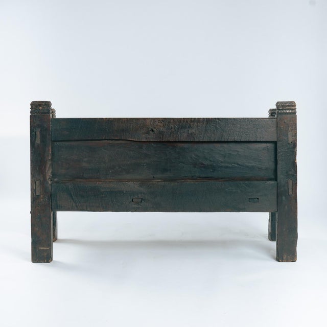 Antique Early 18th Century Spanish Siesta Bench in Walnut For Sale - Image 6 of 17