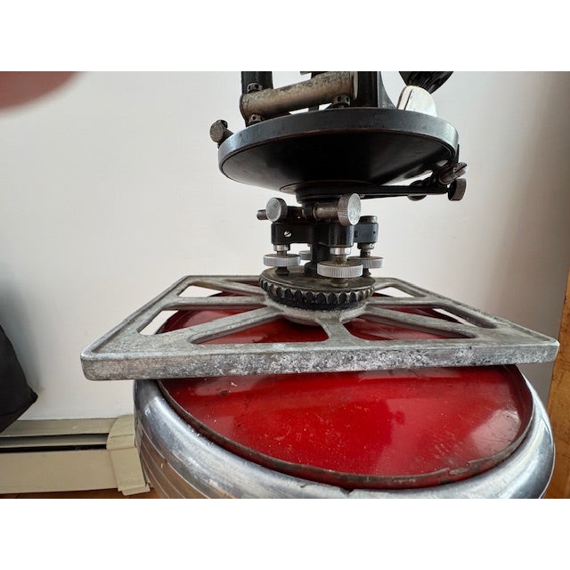 Vintage Lietz Transit Model 625 For Sale In New York - Image 6 of 7