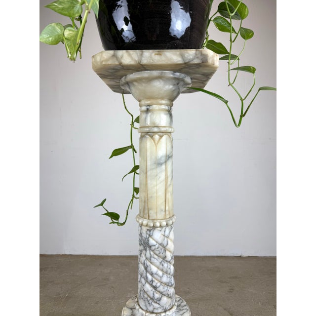 Vintage Italian Neoclassical White / Gray Marble Pedestal / Column For Sale - Image 10 of 11