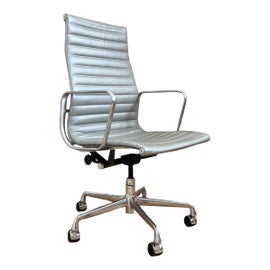 Example of Herman Miller Office Chairs