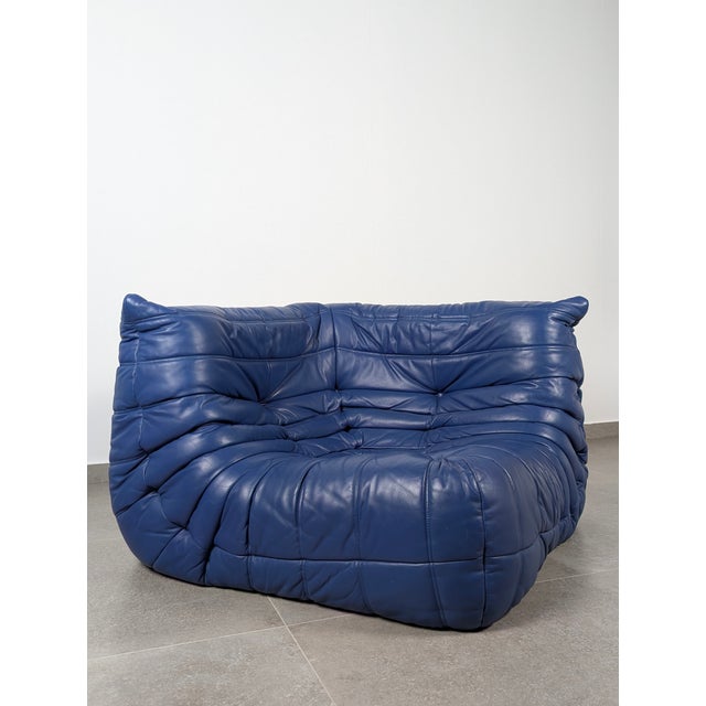 Vintage Togo Corner Sofa in French Blue Leather by Michel Ducaroy for Ligne Roset, 1980s For Sale - Image 9 of 16
