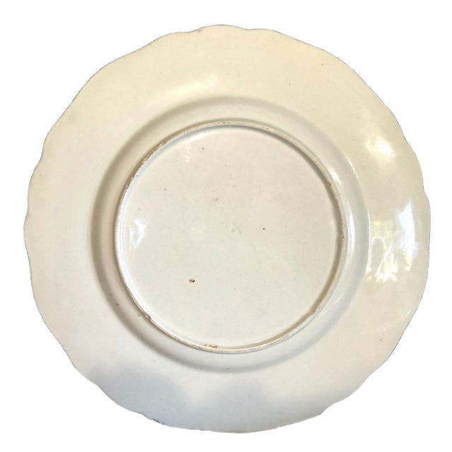 Cream Pair of Early 19th-Century English Ironstone Plates in the Chinese Export Style For Sale - Image 8 of 8