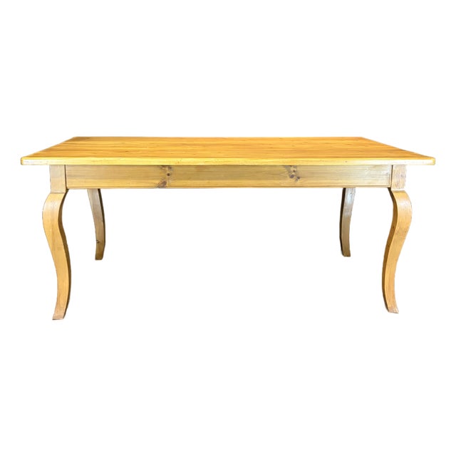 French Provincial Pine Farmhouse Dining Table With Cabriole Legs For Sale