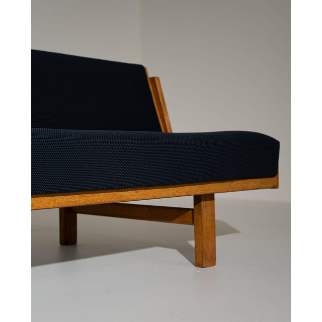 GE258 Sofa Bed by Hans J. Wegner for Getama, 1950s For Sale - Image 10 of 16