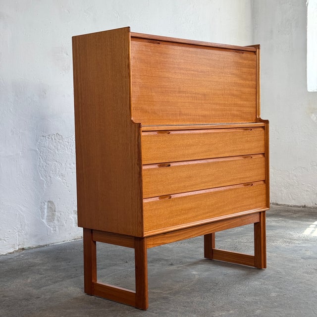 Teak Secretary from Turnidge of London, 1960s For Sale - Image 4 of 14