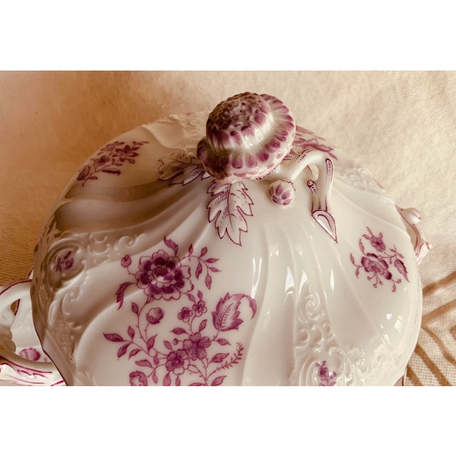 Rococo Antique French Porcelain Sauce Tureen & Underplate, Circa 1820, Rose Floral For Sale - Image 3 of 12