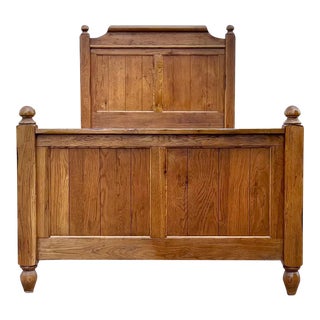 Broyhill Attic Heirlooms Farmhouse Bed - Twin Size For Sale