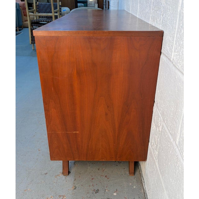 Mid 20th Century Walnut and Burlwood Sliding Door Credenza For Sale - Image 9 of 15