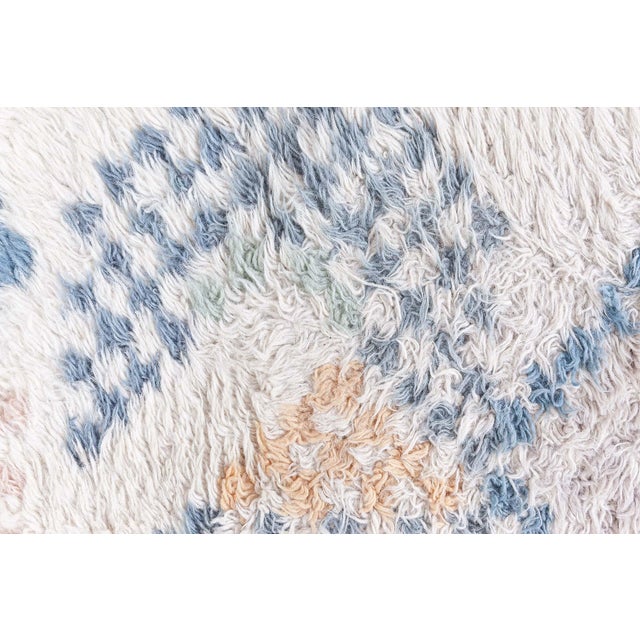Doris Leslie Blau Vintage Scandinavian Geometric Cream Hand-Knotted Rug Pile For Sale - Image 4 of 9