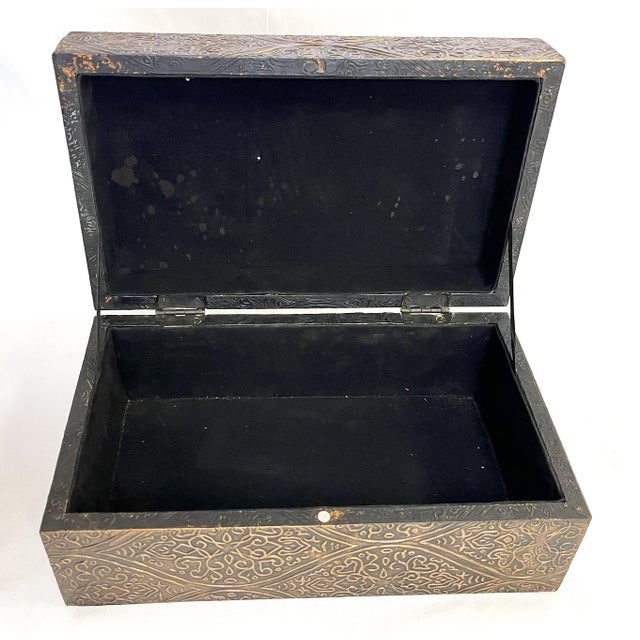 Vintage Embossed Copper Hinged Box For Sale In West Palm - Image 6 of 12
