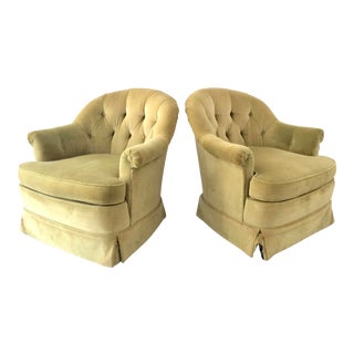 1980s Vintage Traditional Tufted Arm Chairs - a Pair For Sale