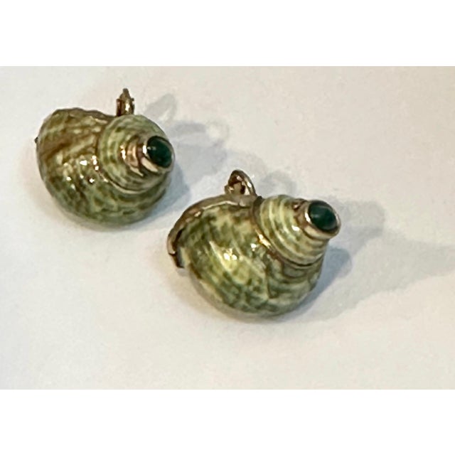 Vintage Turbo Shell Emerald Gold Earring Mother of Pearl Clip on Earring For Sale - Image 11 of 18