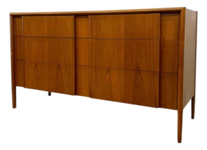 Vintage Mid Century Modern 6-Drawer Dresser by Drexel Parallel Collection