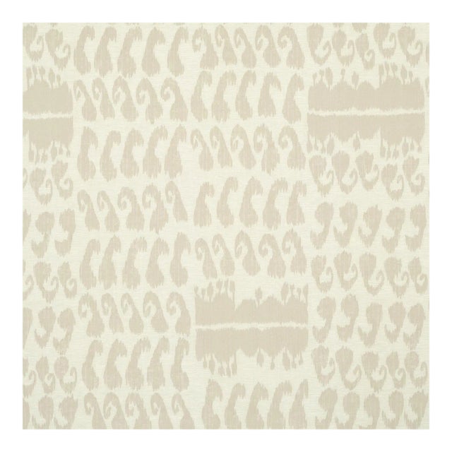 Sample - Schumacher Nallamala Fabric in Ivory For Sale