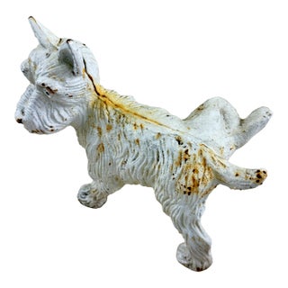 'Naughty Scottie' Vintage White Scottish Terrier Cast Iron Doorstop For Sale