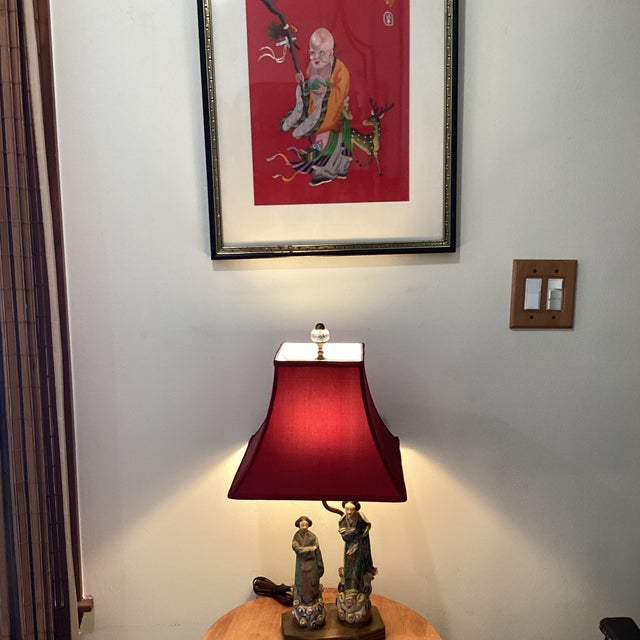 Mid 20th Century Chinoiserie Porcelain Figural Table Lamp on Brass Base in Famille Rose Palette For Sale - Image 12 of 12