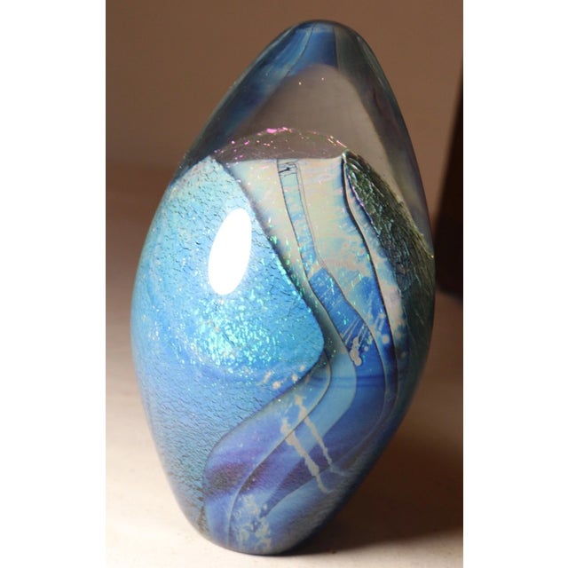 Vintage Signed Robert Eickholt 1993 Hand Blown Art Studio Glass Paperweight Egg For Sale - Image 9 of 12