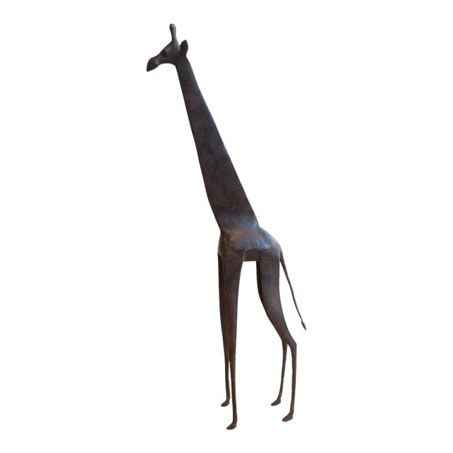 Vintage African Giraffe With Dark Patina For Sale