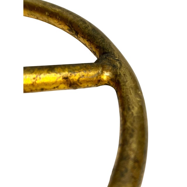 1980s Vintage Italian Gold Tole Freestanding Towel Ring Stand For Sale - Image 5 of 11