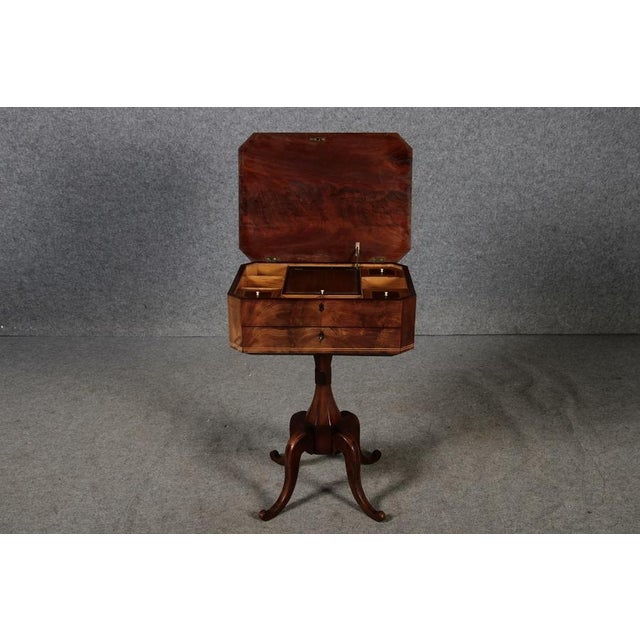 Antique Victorian Sewing Table in Mahogany, 1800s For Sale - Image 6 of 18