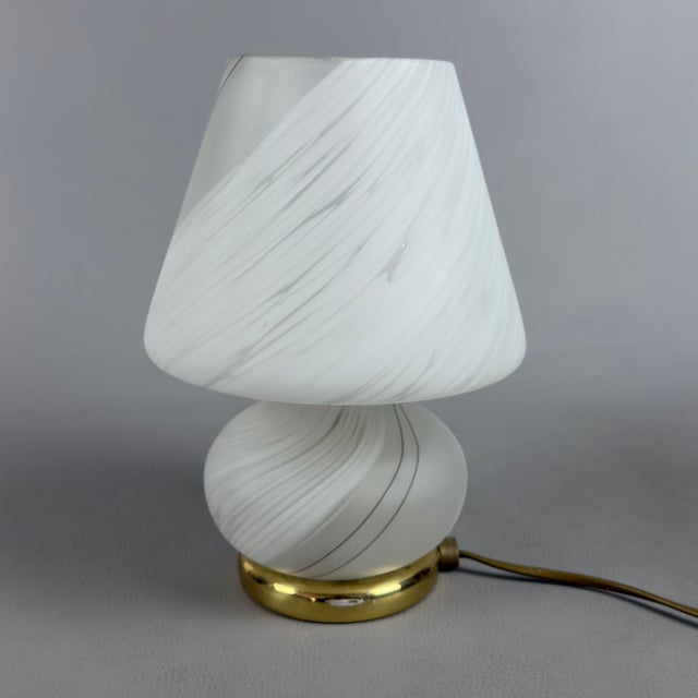 Mushroom Table Lamp in Satin-Finished and Spotted Murano Glass, 1970s For Sale - Image 4 of 11