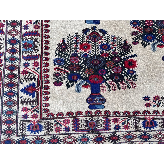Pictorial Flower Ivory Vase Design Hand-Knotted Wool Rug - 6'10" X 9'7" For Sale - Image 6 of 13
